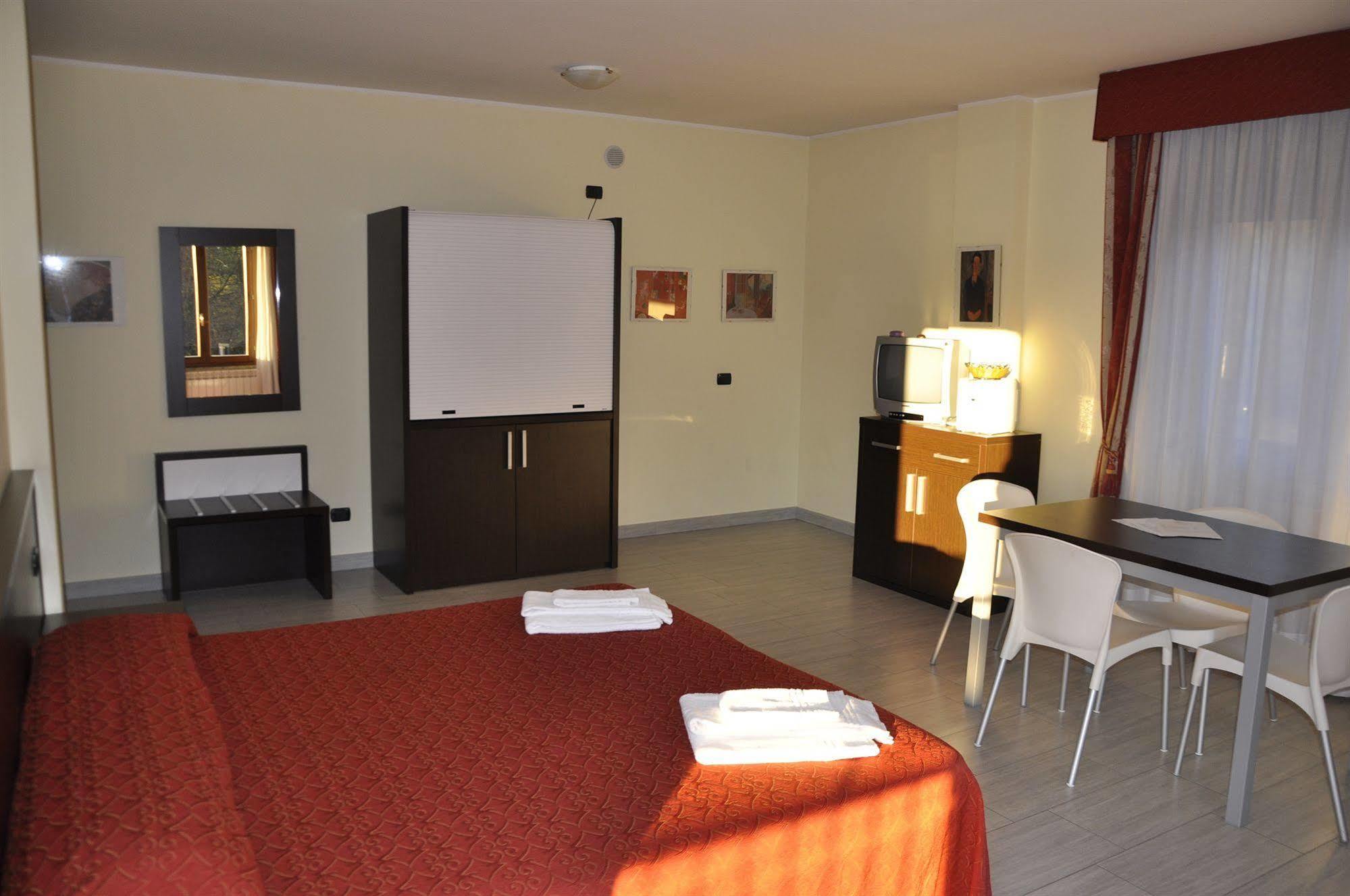 Residence San Prospero Garbagnate Milanese Εξωτερικό φωτογραφία