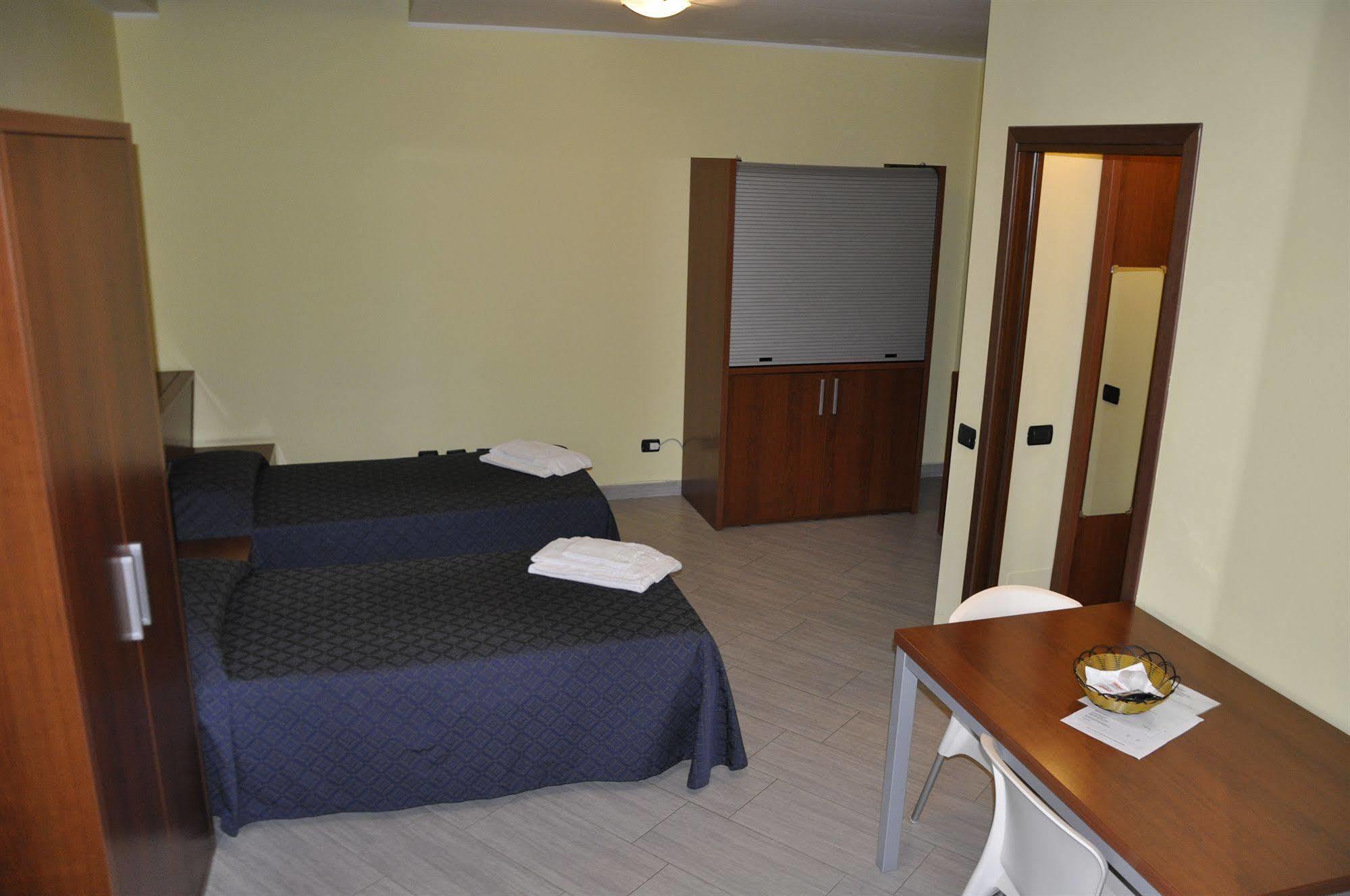 Residence San Prospero Garbagnate Milanese Εξωτερικό φωτογραφία